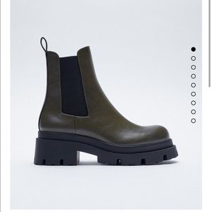 NWT ZARA GREEN LOW HEELED LUG SOLE ANKLE BOOTS